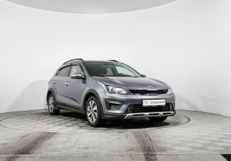 Подержанный автомобиль Kia Rio Hatchback 2018 года (3 фото)