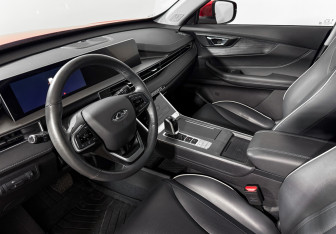 Подержанный автомобиль Chery Tiggo 4 2025 года (9 фото)
