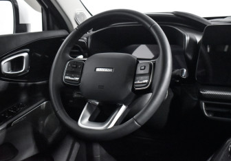 Подержанный автомобиль Haval H3 2024 года (13 фото)
