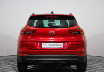 Подержанный автомобиль Hyundai Tucson 2020 года (6 фото)