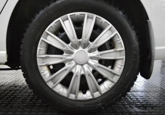 Подержанный автомобиль Volkswagen Polo Sedan 2017 года (9 фото)