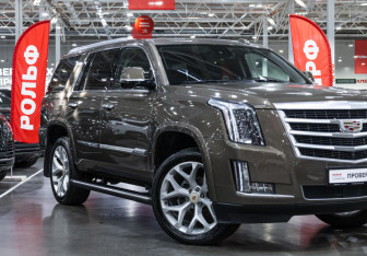 Подержанный автомобиль Cadillac Escalade Suv 2015 года (5 фото)