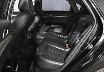 Подержанный автомобиль Kia K5 2021 года (11 фото)