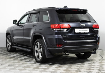 Подержанный автомобиль Jeep Grand Cherokee 2015 года (7 фото)