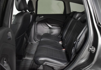 Подержанный автомобиль Ford Kuga 2018 года (11 фото)