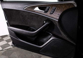 Подержанный автомобиль Audi A6 Sedan 2016 года (24 фото)