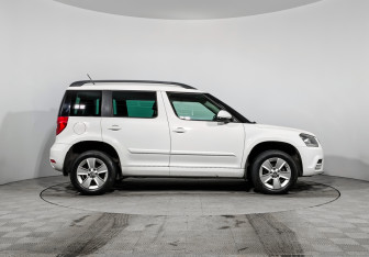 Подержанный автомобиль Skoda Yeti 2014 года (4 фото)