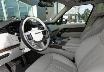 Новый Land Rover Range Rover 2024 (12 фото)