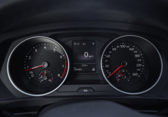 Подержанный автомобиль Volkswagen Tiguan 2021 года (13 фото)