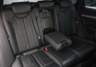 Подержанный автомобиль Audi Q5 2019 года (30 фото)