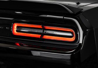 Подержанный автомобиль Dodge Challenger 2020 года (12 фото)