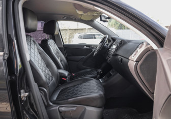 Подержанный автомобиль Volkswagen Tiguan 2013 года (22 фото)