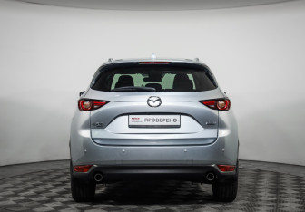 Подержанный автомобиль Mazda CX-5 2019 года (6 фото)
