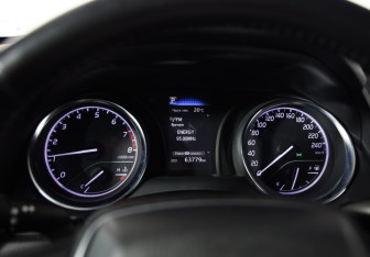 Подержанный автомобиль Toyota Camry Sedan 2019 года (12 фото)