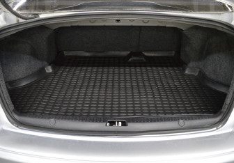 Подержанный автомобиль Mitsubishi Lancer Sedan 2010 года (16 фото)