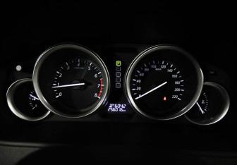 Подержанный автомобиль Mazda CX-9 2012 года (11 фото)