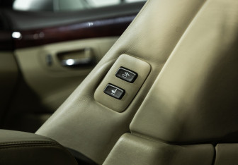 Подержанный автомобиль Lexus LS 2008 года (29 фото)
