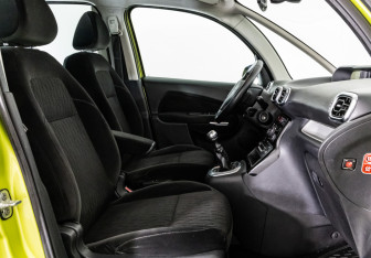 Подержанный автомобиль Citroen C3 Picasso 2009 года (14 фото)