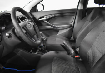 Подержанный автомобиль LADA (ВАЗ) Vesta Sedan 2017 года (10 фото)