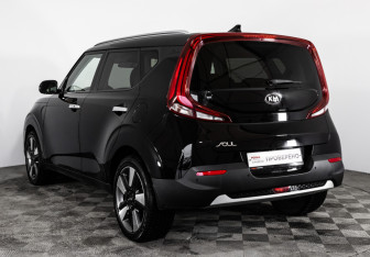 Подержанный автомобиль Kia Soul 2019 года (7 фото)