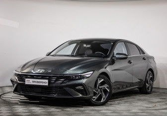 Подержанный автомобиль Hyundai Elantra Sedan 2023 года (7 фото)