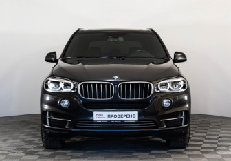 Подержанный автомобиль BMW X5 2016 года (2 фото)