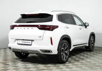 Подержанный автомобиль Exeed LX 2024 года (5 фото)