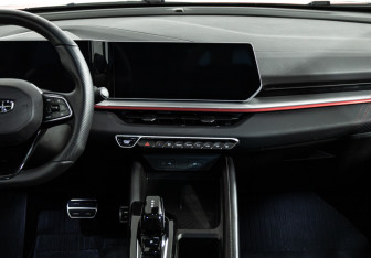 Подержанный автомобиль Geely Coolray 2023 года (14 фото)