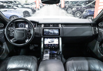 Подержанный автомобиль Land Rover Range Rover 2018 года (16 фото)