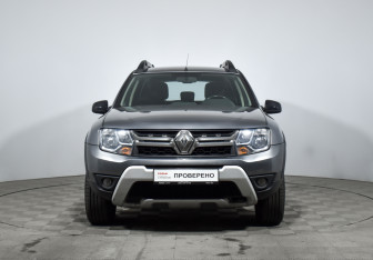 Подержанный автомобиль Renault Duster 2019 года (2 фото)