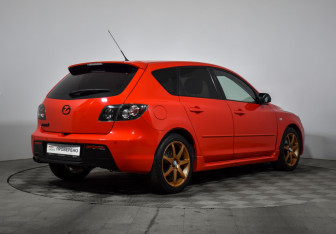 Подержанный автомобиль Mazda 3 Hatchback 2007 года (5 фото)