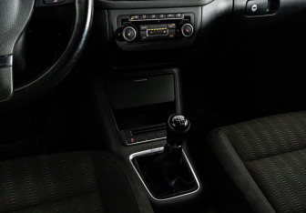 Подержанный автомобиль Volkswagen Tiguan 2012 года (13 фото)