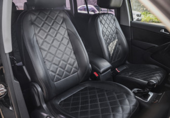 Подержанный автомобиль Volkswagen Tiguan 2013 года (23 фото)