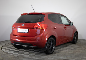 Подержанный автомобиль Kia Venga 2012 года (4 фото)