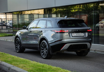 Подержанный автомобиль Land Rover Range Rover Velar 2019 года (8 фото)