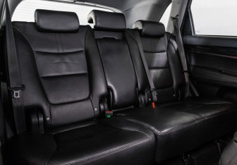 Подержанный автомобиль Kia Sorento 2016 года (19 фото)