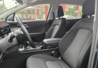 Подержанный автомобиль Kia Sportage 2022 года (11 фото)