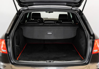 Подержанный автомобиль Audi A4 Wagon 2007 года (18 фото)