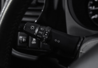 Подержанный автомобиль Mitsubishi Outlander 2020 года (18 фото)