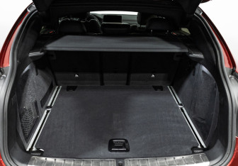 Подержанный автомобиль BMW X4 2018 года (22 фото)