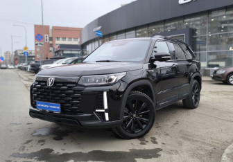 Подержанный автомобиль Changan CS95 2023 года (1 фото)