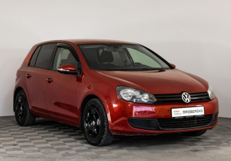 Подержанный автомобиль Volkswagen Golf Hatchback 2011 года (3 фото)