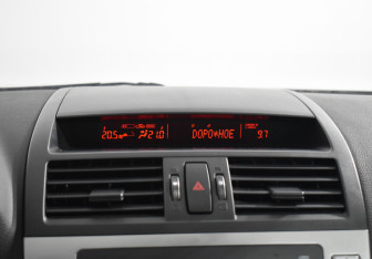 Подержанный автомобиль Mazda 6 Sedan 2008 года (16 фото)