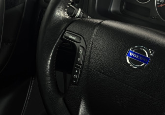 Подержанный автомобиль Volvo XC70 2007 года (11 фото)