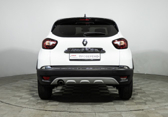 Подержанный автомобиль Renault Kaptur 2021 года (6 фото)
