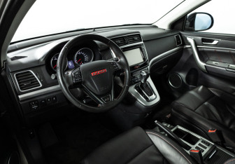 Подержанный автомобиль Haval H6 2018 года (11 фото)