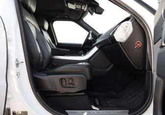 Подержанный автомобиль Land Rover Range Rover Sport 2018 года (31 фото)