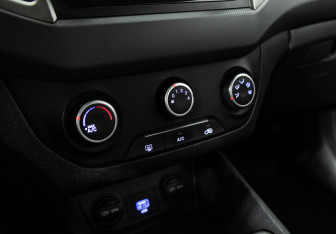 Подержанный автомобиль Hyundai Creta 2020 года (16 фото)