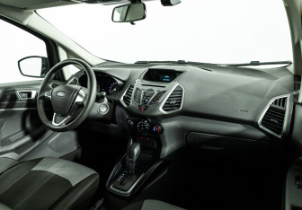Подержанный автомобиль Ford EcoSport 2017 года (9 фото)