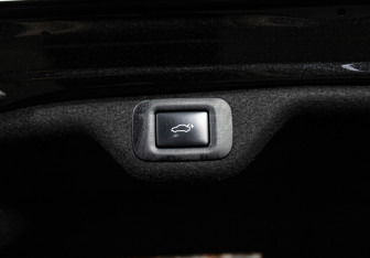 Подержанный автомобиль Lexus ES 2018 года (20 фото)